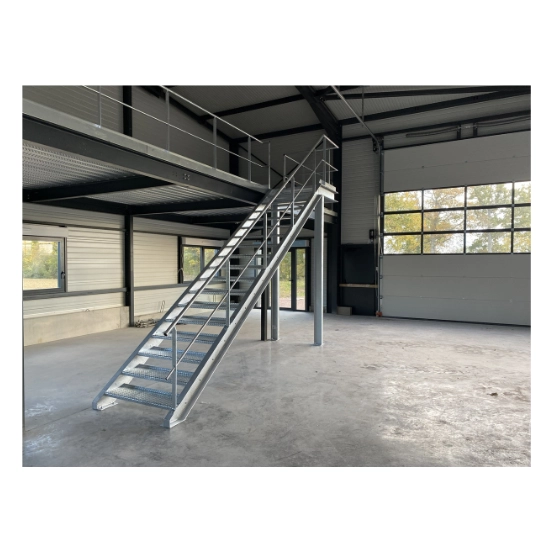 ESCALIER ET RAMBARDE MEZZANINE - métallerie et chaudronnerie – Caen ESCALIER ET RAMBARDE MEZZANINE